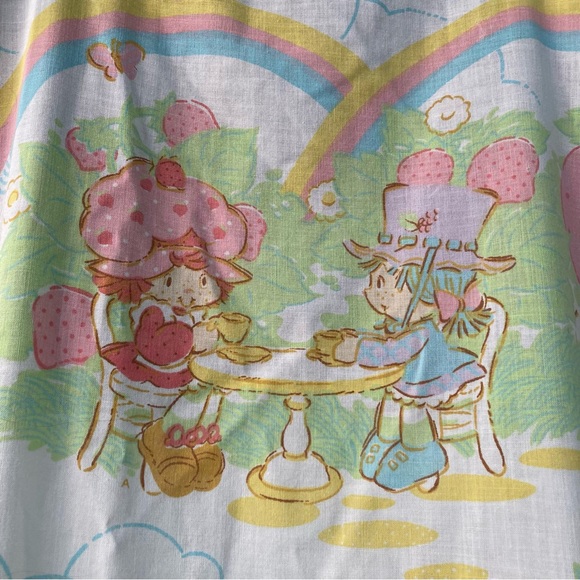1980s Strawberry Shortcake Sheets - Picture 7 of 14